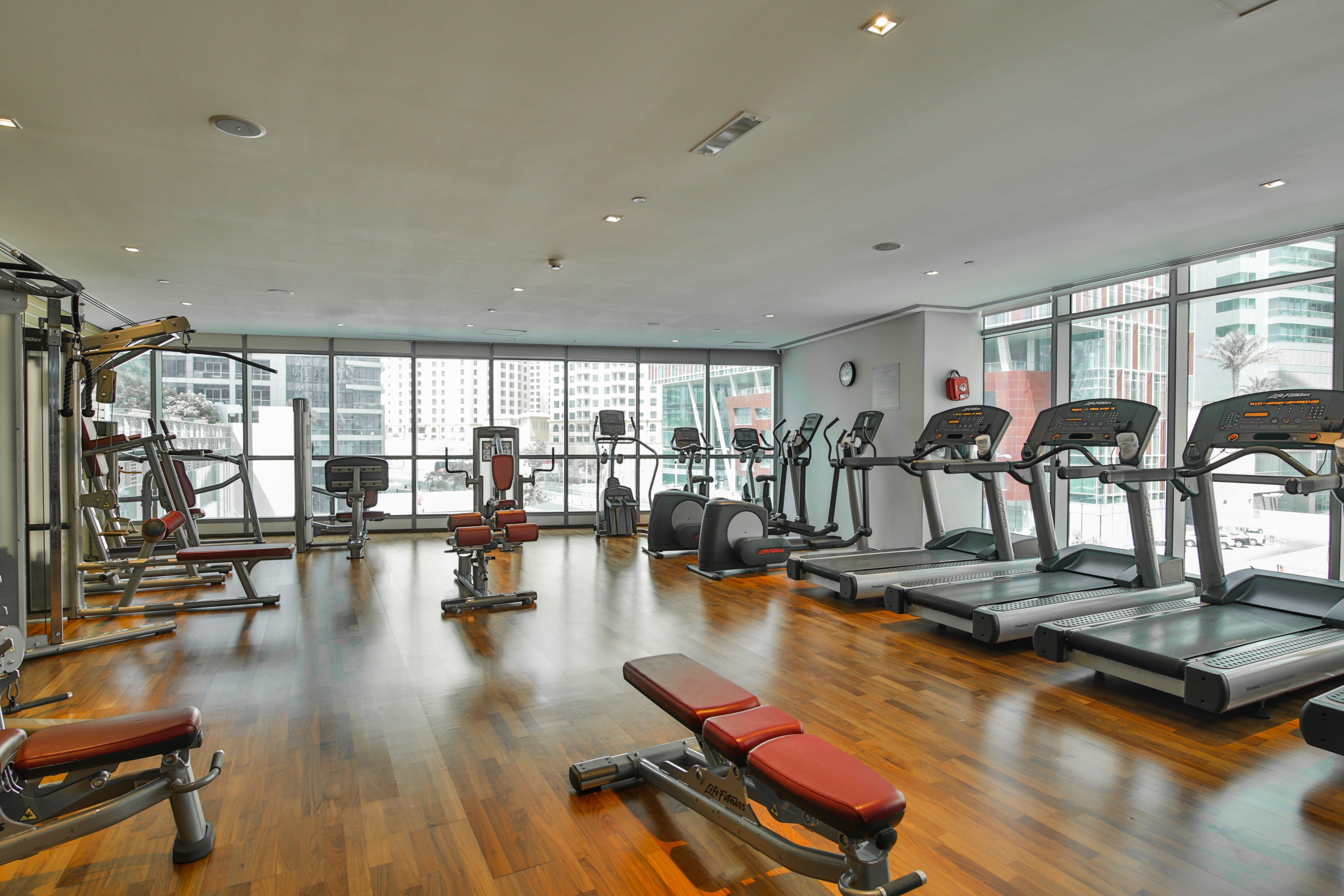 InterContinental Dubai Marina, an IHG Hotel Esterno foto A gym at a hotel