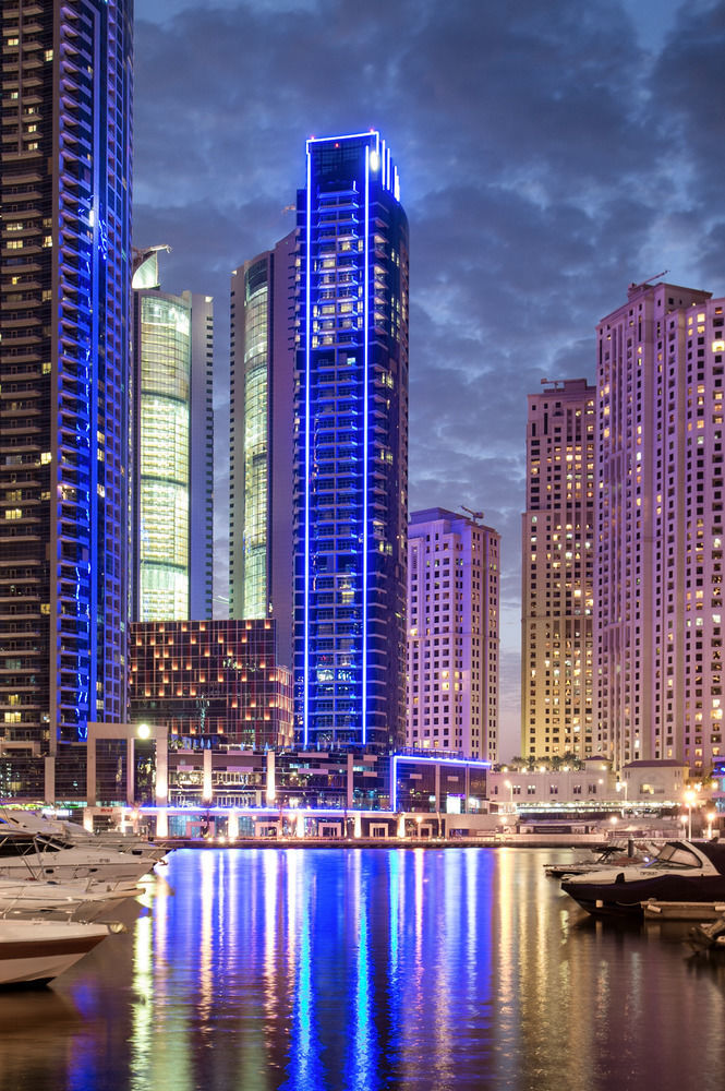 InterContinental Dubai Marina, an IHG Hotel Esterno foto Residential buildings in Al Qusais